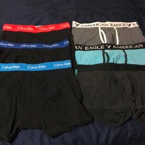 6 pairs of Calvin Klein & AEO boxer briefs!